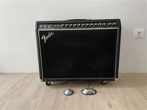 Amplificador Fender Super Twin Reverb 180w Sounds Market