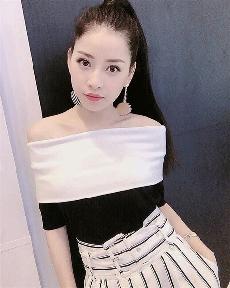 Không đu bám đại gia 4 hot girl vẫn tậu xe hơi tiền tỷ Báo Dân trí