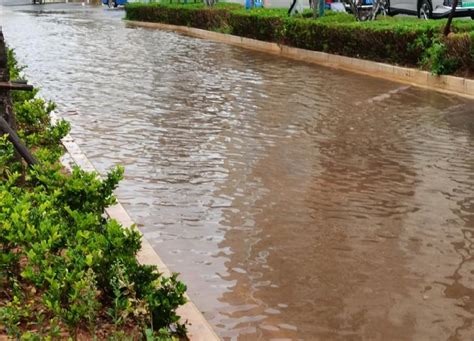 交通拥堵！大雨致昆明主城区多地淹积水 这些路段要绕行