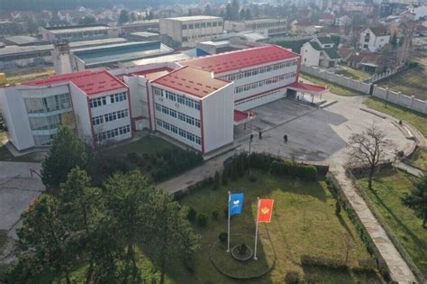 PLAKETA ZA 65 GODINA SPORTSKE TRADICIJE FAKULTETU ZA SPORT I FIZIČKO