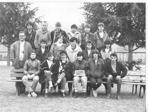 Photo de classe 3eme9 de 1984 Collège E Bichat Copains d avant