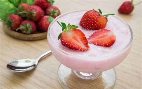 Prepara Un Delicioso Yogurt Casero Con Fruta Natural Yogurt Casero