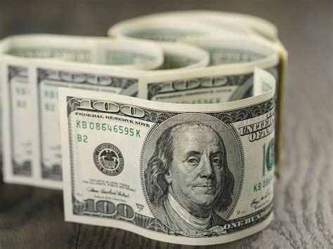 Стало известно, что может взвинтить курс доллара в ближайшее время ...