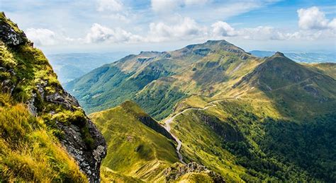 Bezoek De Vulkanen Van De Auvergne In 2020 Auvergne Vulkanen Uitjes