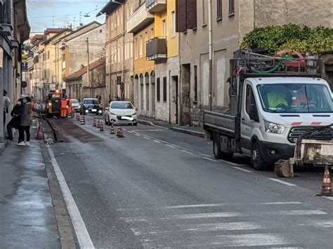 Lavori Stradali A Saronno Per Fibra Acqua E Gas Le Bacchettate Del