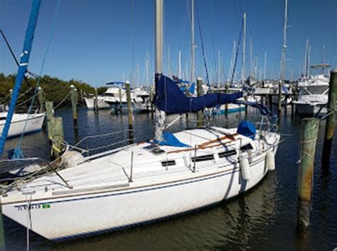 Sunset Sails Daysailer Catalina 30 1984 Yatco