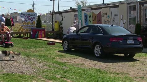 IMCDb Org 2009 Audi A4 2 0 TFSI Quattro B8 Typ 8K In Trailer Park