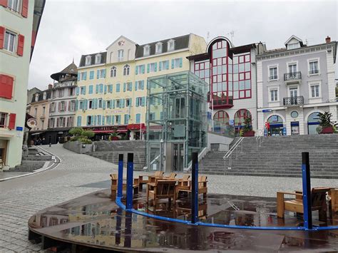 Photo à Évian les Bains 74500 La place Charles de Gaulle Évian