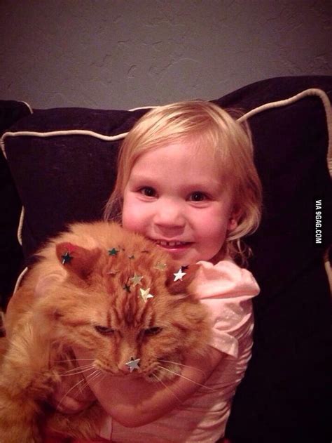 My Niece 10 Minutes After Meeting My Cat For The First Time 9gag