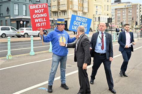 Labour Brexit Chief Urges Party S Remainers To Get Over It And Move On