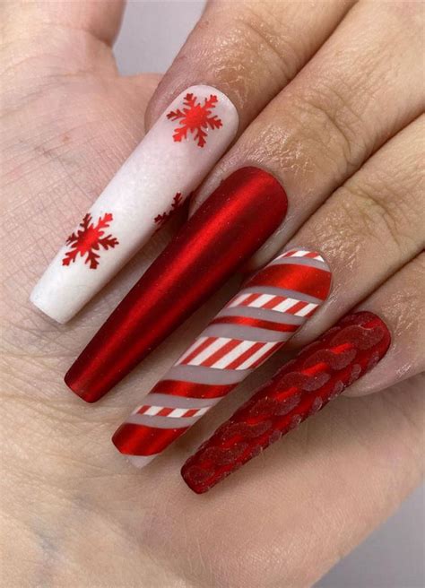 Christmas Nail Art Candy Cane