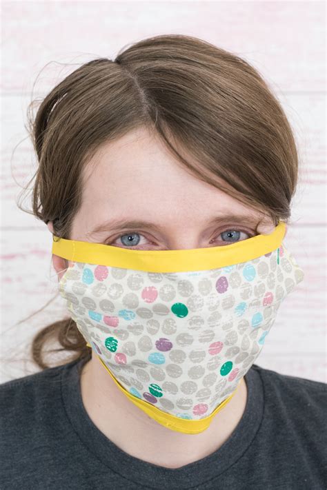 Easy DIY Face Mask with Ties (Bias Tape or Ribbon)