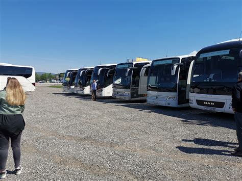 VIDEO FOTO Autobusni Prijevoznici Prelomili U Ponedjeljak Ne Vozimo