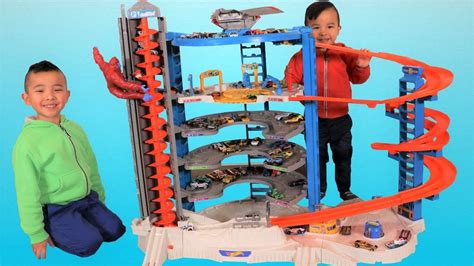 Biggest Hot Wheels Super Ultimate Garage Playset Unboxing Fun With Ckn