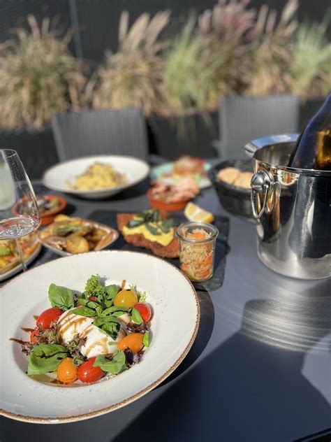 Jenka Restaurant & Bar - Düsseldorf | Ukrainische Küche in meiner Nähe