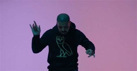 Proof Drakes Dance Moves In Hotline Bling Fit Every Type Of Music Huffpost Life