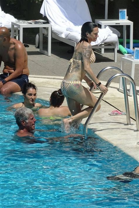 Asia Argento Sexy In Bikini 25 Photos The Fappening