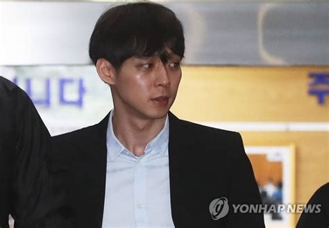 마약 투약 혐의 박유천 9시간 경찰 조사 후 귀가다음 출석일정 조율