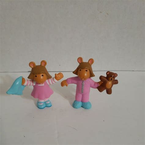 Dora Winifred Read Dw Arthur The Aardvark Little Sister 1998 Hasbro