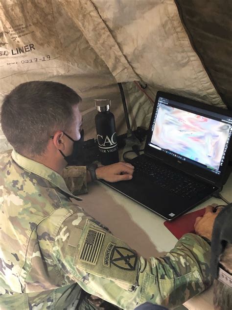 4id Soldiers Test New Electronic Warfare Spectrum Management Battlefield Software Tool