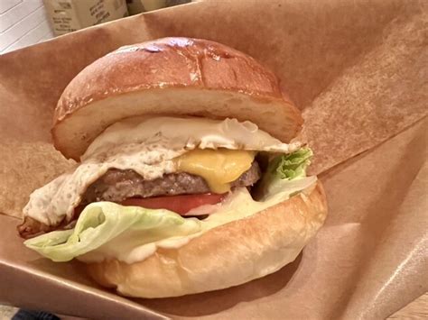 Yesburger 本町ハンバーガー 食べログ