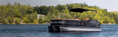 Crest Pontoons | Find Your Perfect Pontoon Boat Today!