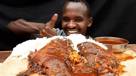 Huge Spicy Big Fish Curry Big Fish Head Curry Gravy Rice Salad