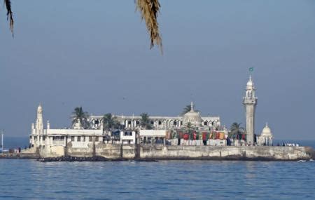 Haji Ali Dargah, Mumbai | Ticket Price | Timings | Address: TripHobo