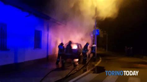 Incendio In Via Trieste A Rivarolo Canavese A Fuoco Un Auto Vicino