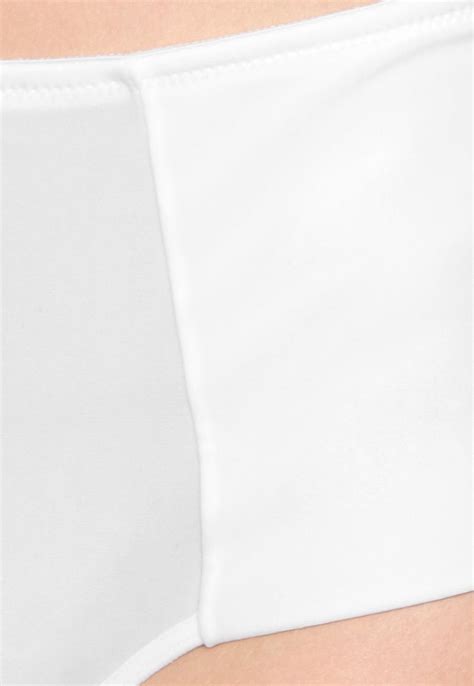 Calcinha Marcyn Hot Pant Recortes Branca Compre Agora Dafiti Brasil