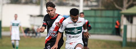 Sem Tomar Conhecimento Sub 15 E Sub 20 Goleiam No Paranaense