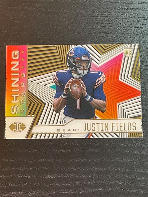 2021 Panini Illusions Shining Stars Justin Fields White SS 14 Chicago