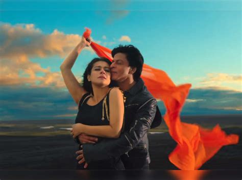 Gerua song from Dilwale: Shah Rukh-Kajol cast a spell | Hindi Movie ...