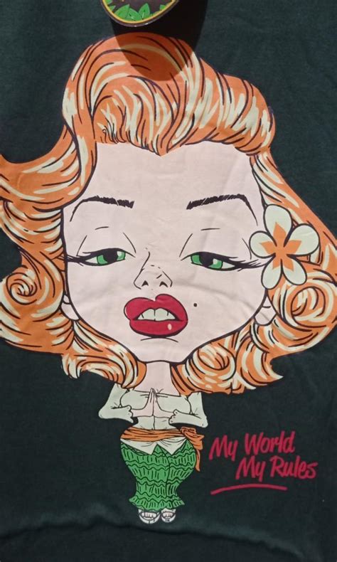 Kaos Krisna Bali, Fesyen Wanita, Pakaian Wanita, Atasan di Carousell