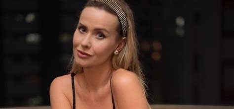 Lola Melnyck Encanta Con Sus Fotograf As En Bikini Tecache Cl