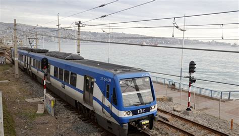 Tren Valparaíso Santiago tranvía y teleféricos los proyectos que el