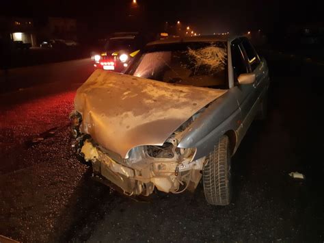 Motorista cochila ao volante e atinge caminhão estacionado em posto de