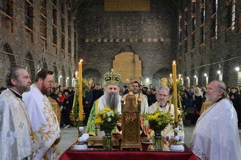 Hram Svetog Save u Njujorku Patrijarh Porfirije služio prvu liturgiju