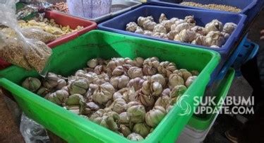 Mendag Zulhas Sebut Harga Kebutuhan Pokok Stabil Cabai Keriting Naik