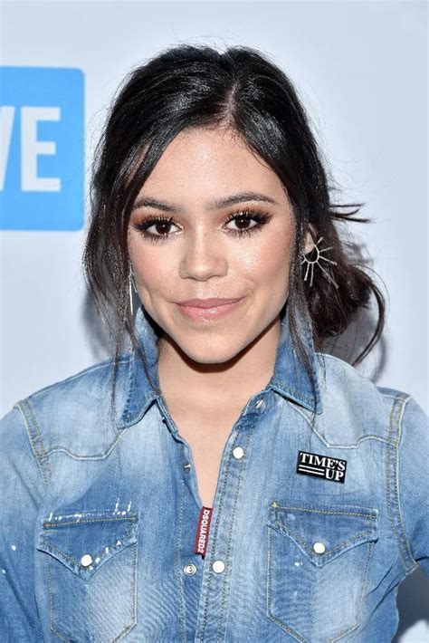 Mercredi Qui Est Jenna Ortega L Actrice Qui Incarne Mercredi