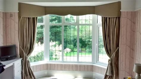 bay window curtain pelmets