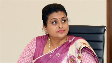 Minister Roja అదే నిజమైతే టీడీపీ జనసేన నేతలు ఏపీలో తిరగగలరా మంత్రి