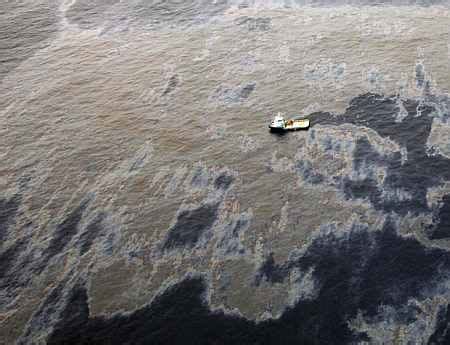 These Are The World S Worst Oil Disasters Rediff Business