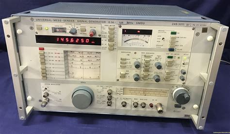 Signal Generator ROHDE SCHWARZ SMDU Generatore AM FM