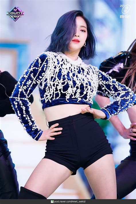 Ryujin Pics 🖤 On Twitter Itzy Kpop Outfits Stage Outfits