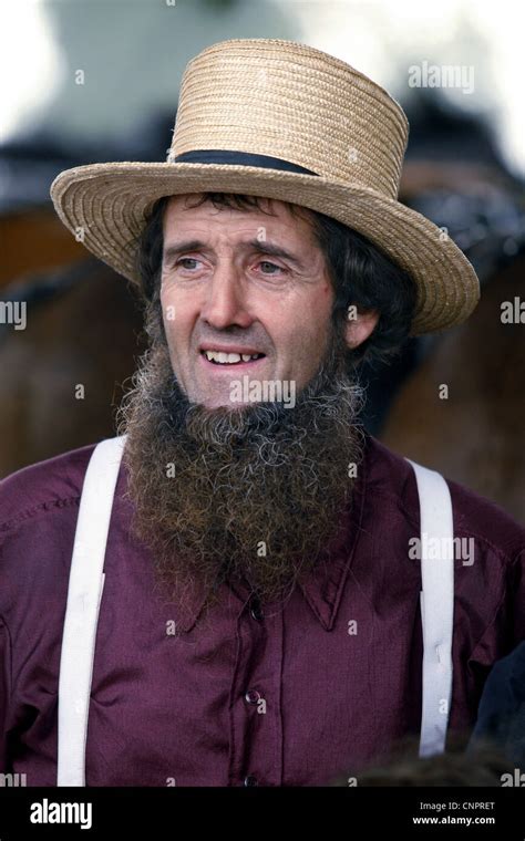 Amish Man Lancaster County Pennsylvania Usa Stock Photo Alamy