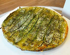 Recette Tarte Fine Courgettes Ch Vre Pour Personnes Houra Fr