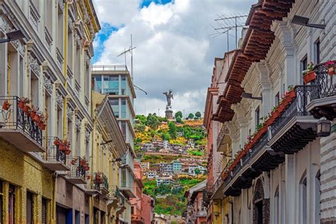 Culture Quatorienne Et Biodiversit Quito Et Dans La For T Nuageuse