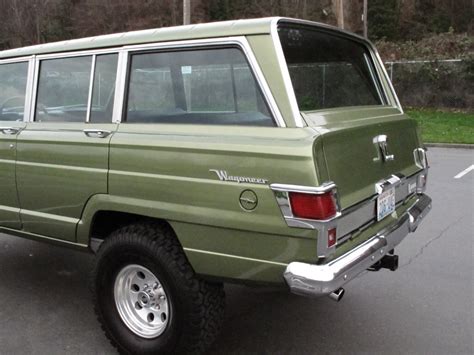 Beautiful 1970 Jeep Wagoneer