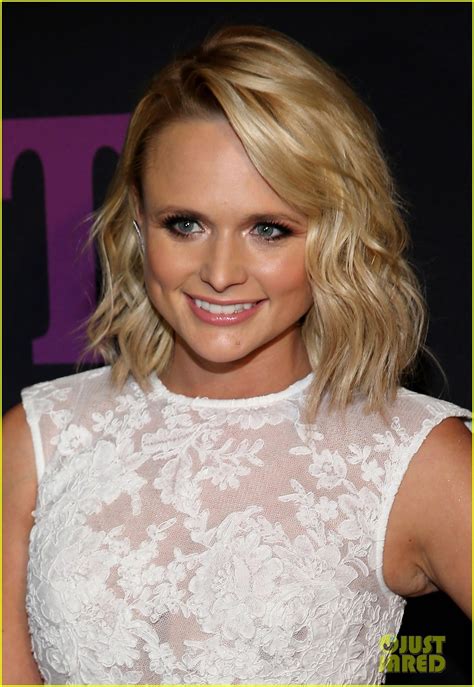 Miranda Lambert Thanks Her Rock Blake Shelton At Cmt Artists Of The